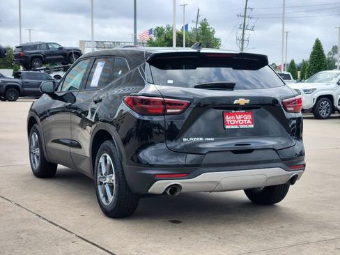 Used 2025 Chevrolet Blazer LT AWD/4WD image 7