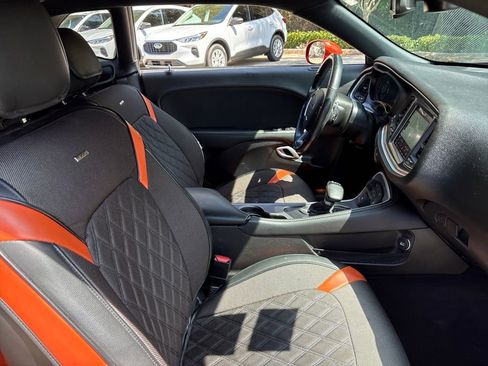 Used 2021 Dodge Challenger R/T w/ Blacktop Package image 28