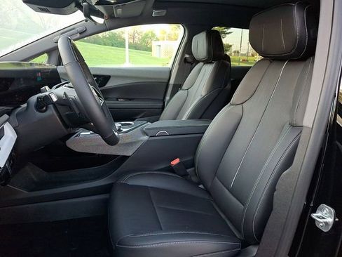New 2026 Cadillac Optiq Luxury 2 AWD/4WD image 9