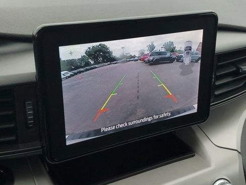 Certified 2023 Ford Explorer XLT image 30