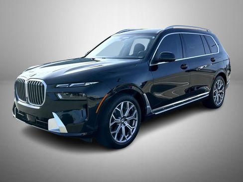 Used 2023 BMW X7 xDrive40i w/ Executive Package image 1