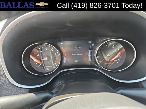 Used 2019 Jeep Compass Latitude FWD image 11