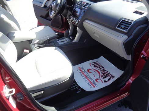 Used 2018 Subaru Forester 2.5i Premium w/ All-Weather Package image 10