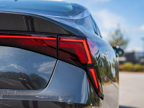 New 2026 Kia K5 LXS image 11