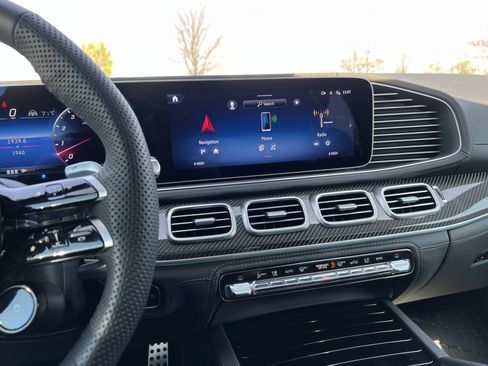 Used 2024 Mercedes-Benz GLE 53 AMG 4MATIC Coupe image 32