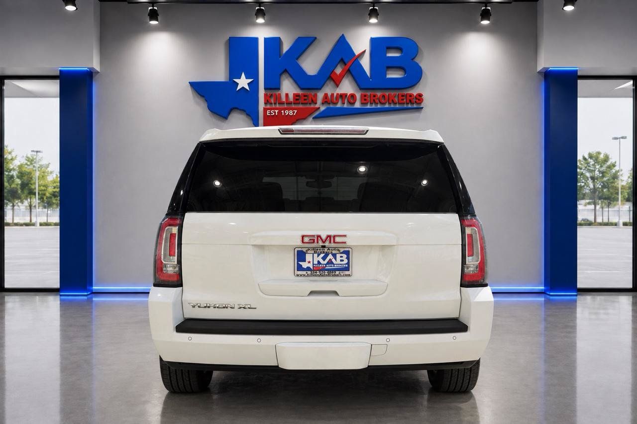Used 2016 GMC Yukon XL SLT w/ Open Road Package RWD image 4
