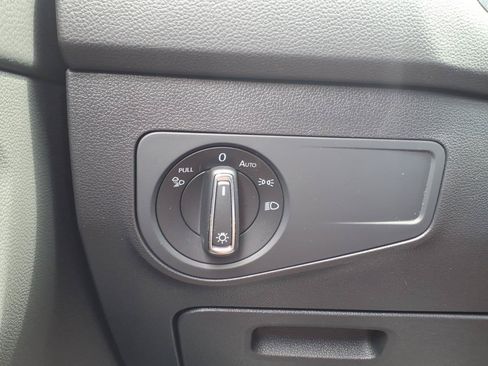 Certified 2023 Volkswagen Tiguan SEL R-Line AWD/4WD image 16