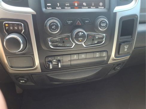 Used 2019 RAM 1500 Big Horn RWD image 14