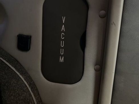 Used 2019 Chevrolet Express 2500 w/ Enhanced Convenience Package image 33