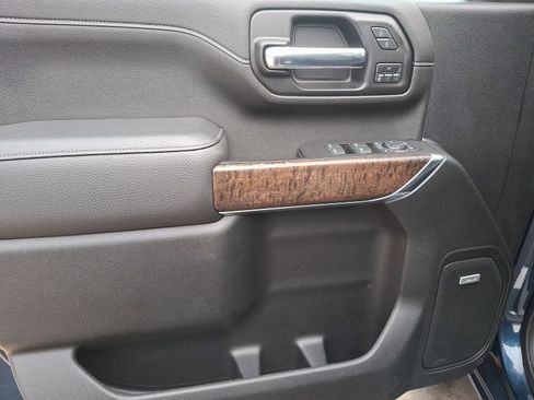 Used 2020 GMC Sierra 2500 Denali w/ Denali Ultimate Package image 12