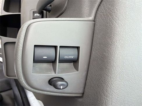 Used 2024 Chevrolet Express 2500 w/ Driver Convenience Package image 17