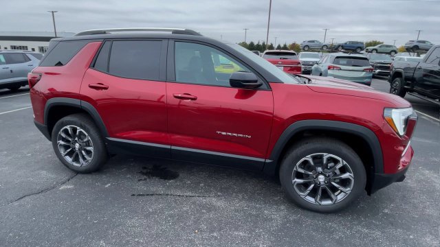 New 2027 GMC Terrain Elevation FWD image 3