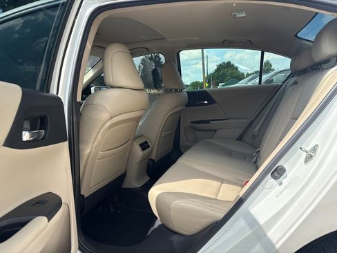 Used 2014 Honda Accord EX-L image 12
