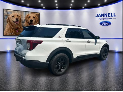 Used 2022 Ford Explorer Timberline AWD/4WD image 6