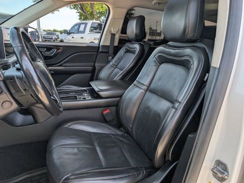 Used 2020 Lincoln Aviator Reserve w/ Elements Package Plus AWD/4WD image 26
