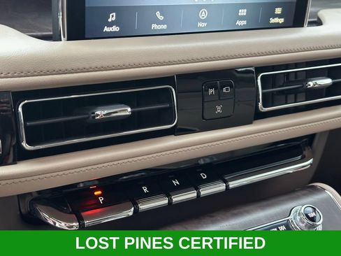 Used 2023 Lincoln Aviator Grand Touring w/ Equipment Group 301A AWD/4WD image 15