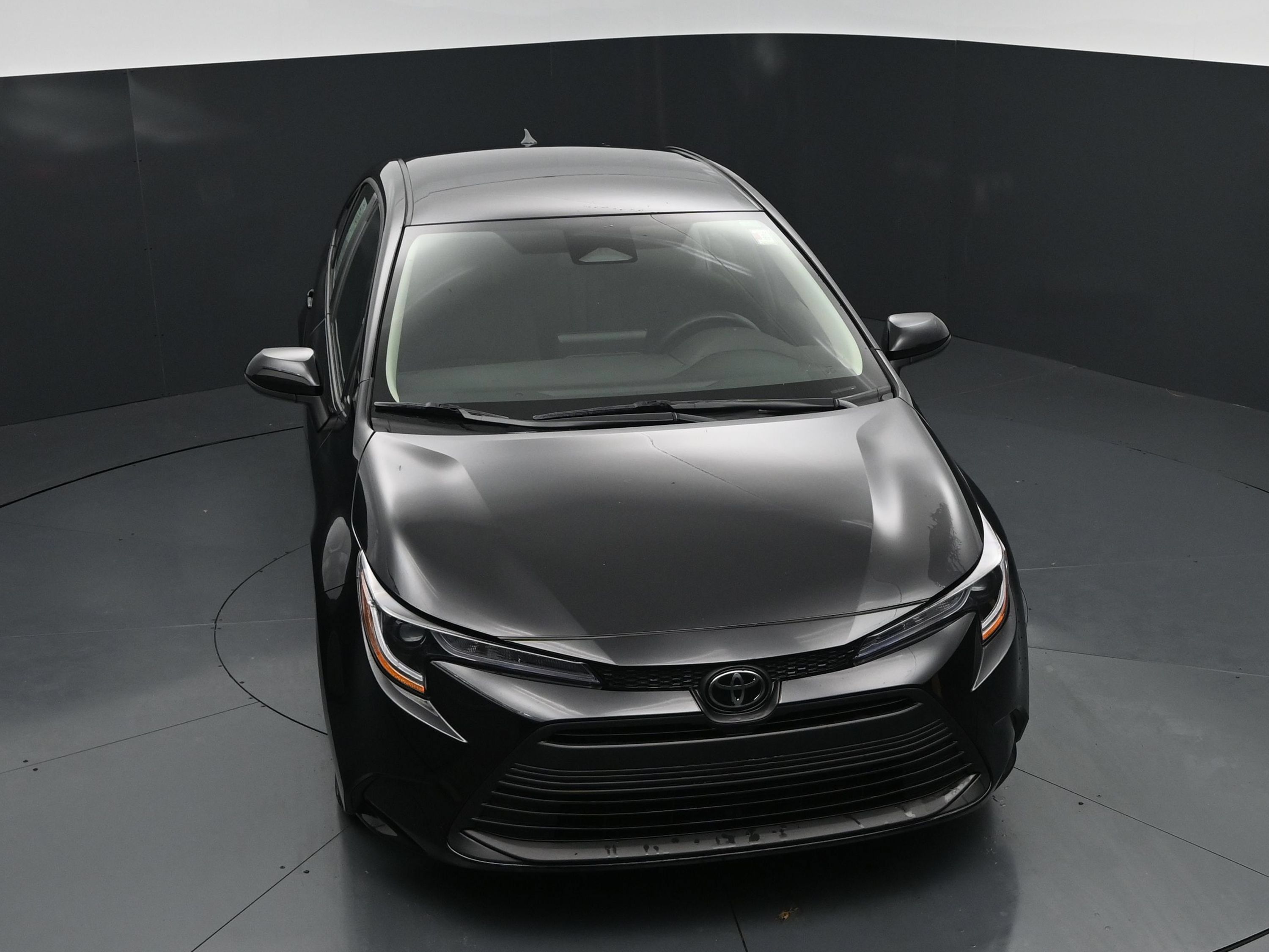 Used 2026 Toyota Corolla LE FWD image 34
