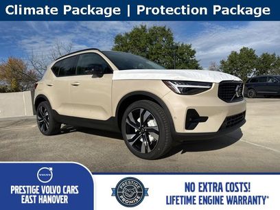 New 2026 Volvo XC40 B5 Ultra w/ Climate Package