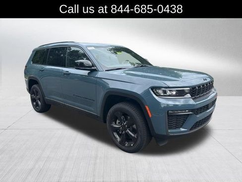 New 2026 Jeep Grand Cherokee L Limited AWD/4WD image 3