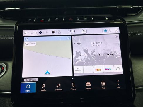 New 2025 Jeep Grand Cherokee L Limited w/ Black Appearance Package image 17