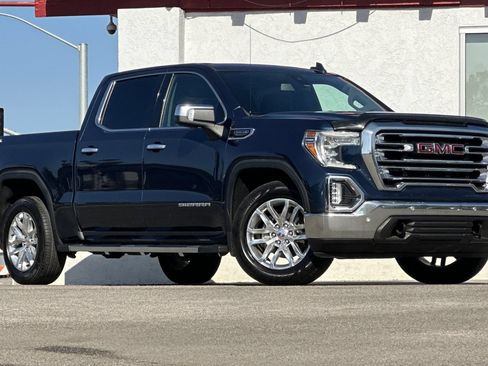 Used 2019 GMC Sierra 1500 SLT w/ SLT Premium Plus Package AWD/4WD image 2