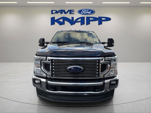 Used 2021 Ford F350 Lariat w/ Lariat Value Package image 3