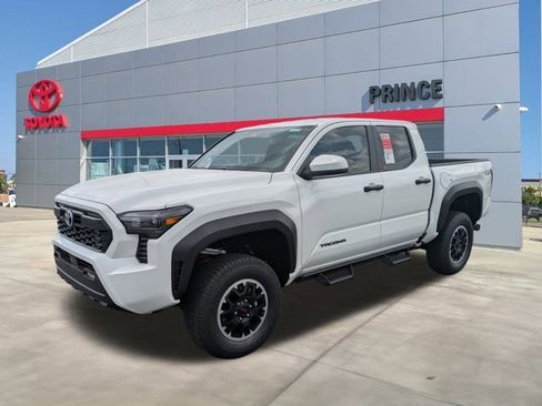 New 2025 Toyota Tacoma TRD Off-Road image 8
