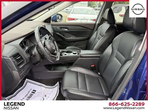 Certified 2023 Nissan Rogue SV w/ SV Premium B Package AWD/4WD image 18