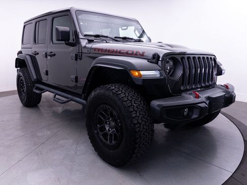 Used 2022 Jeep Wrangler Unlimited Rubicon w/ Xtreme Recon 35" Tire Package AWD/4WD image 13