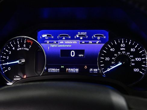 Used 2021 Ford Expedition XLT image 17