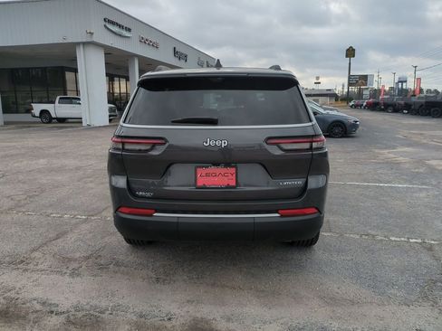 New 2026 Jeep Grand Cherokee L Limited w/ Luxury Tech Group II RWD image 4
