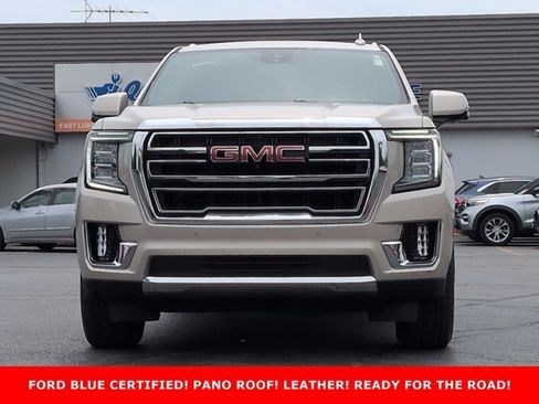 Used 2023 GMC Yukon XL SLT w/ SLT Premium Package AWD/4WD image 2