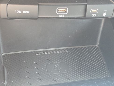 Used 2024 Kia Niro Wind w/ Wind Preserve Package FWD image 31