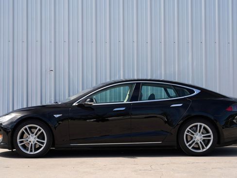Used 2015 Tesla Model S 60 image 8