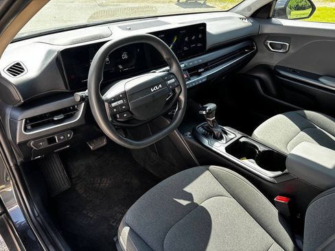 Used 2025 Kia K4 FWD image 11