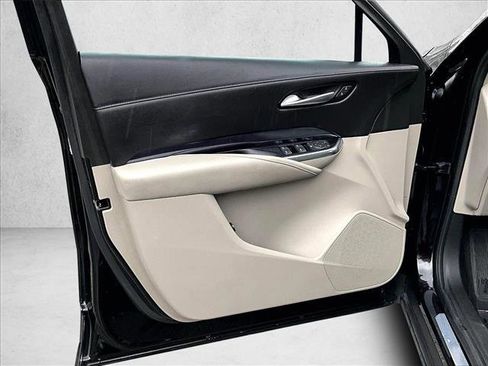 Used 2023 Cadillac XT4 Luxury image 18