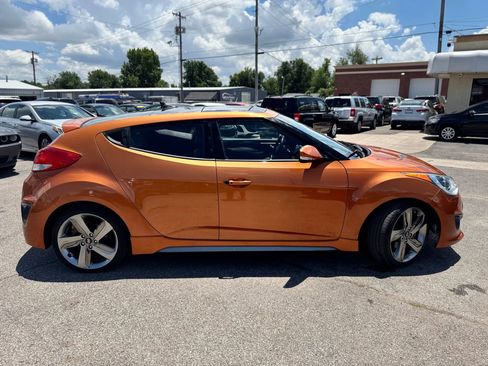 Used 2013 Hyundai Veloster Turbo w/ Ultimate Pkg image 3