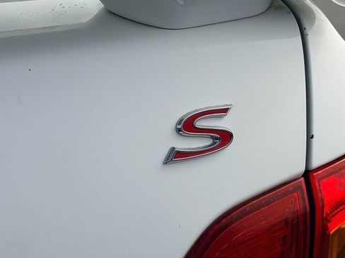 Used 2010 Toyota Corolla image 15