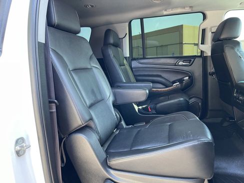 Used 2017 Chevrolet Suburban Premier AWD/4WD image 33