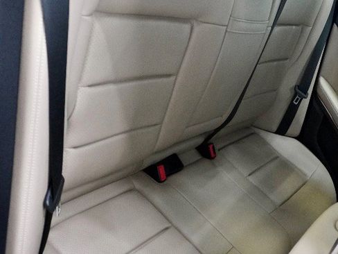 Used 2012 Mercedes-Benz E 350 4MATIC Sedan image 8