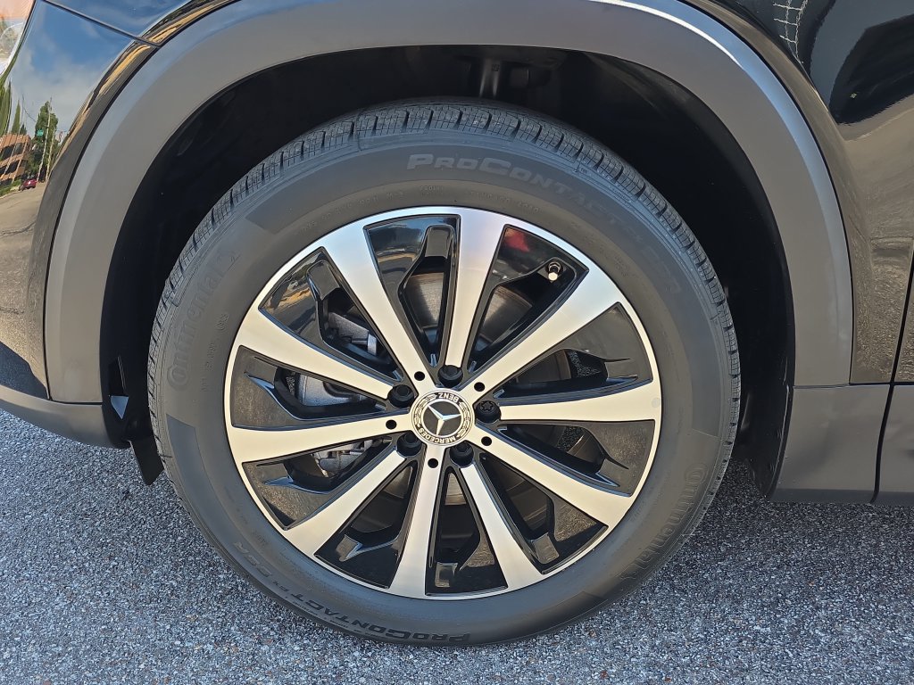 Certified 2022 Mercedes-Benz GLB 250 4MATIC image 9