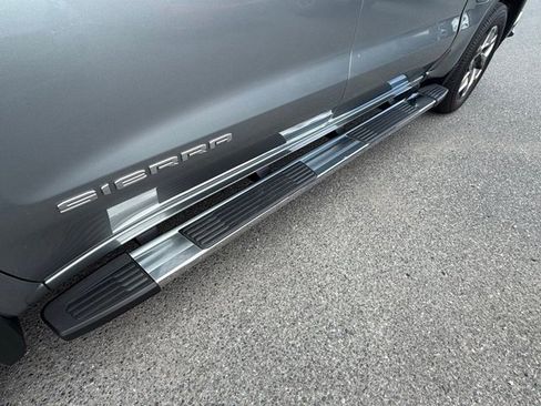 Used 2024 GMC Sierra 1500 SLT w/ SLT Premium Plus Package image 12