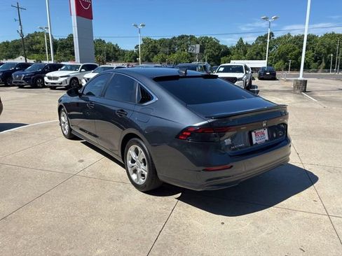 Used 2023 Honda Accord LX image 5