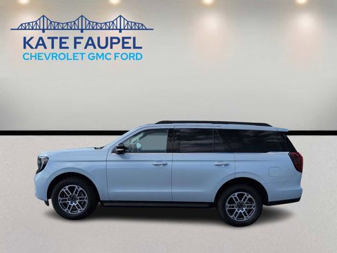 New 2026 Ford Expedition Active AWD/4WD image 4