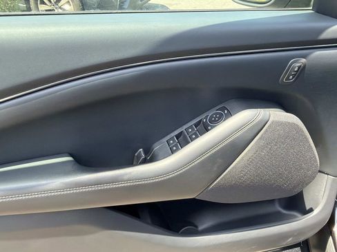 Used 2022 Ford Mustang Mach-E Select RWD image 12