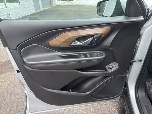 Used 2018 GMC Terrain SLE image 11
