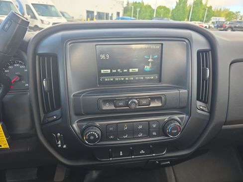 Used 2018 GMC Sierra 1500 2WD Regular Cab image 24