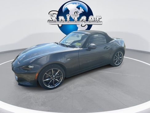 Used 2023 MAZDA MX-5 Miata Grand Touring w/ Weather Package image 5
