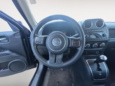 Used 2014 Jeep Patriot Sport w/ Power Value Group FWD image 12