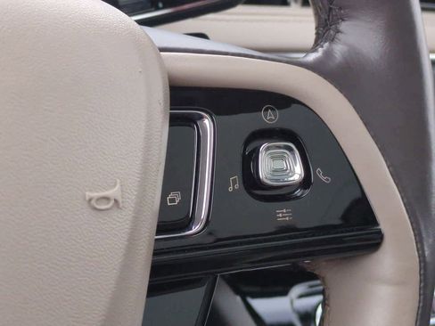 Used 2022 Lincoln Corsair Reserve w/ Equipment Group 201A image 25